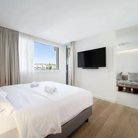 Ref 1512 - Croisette